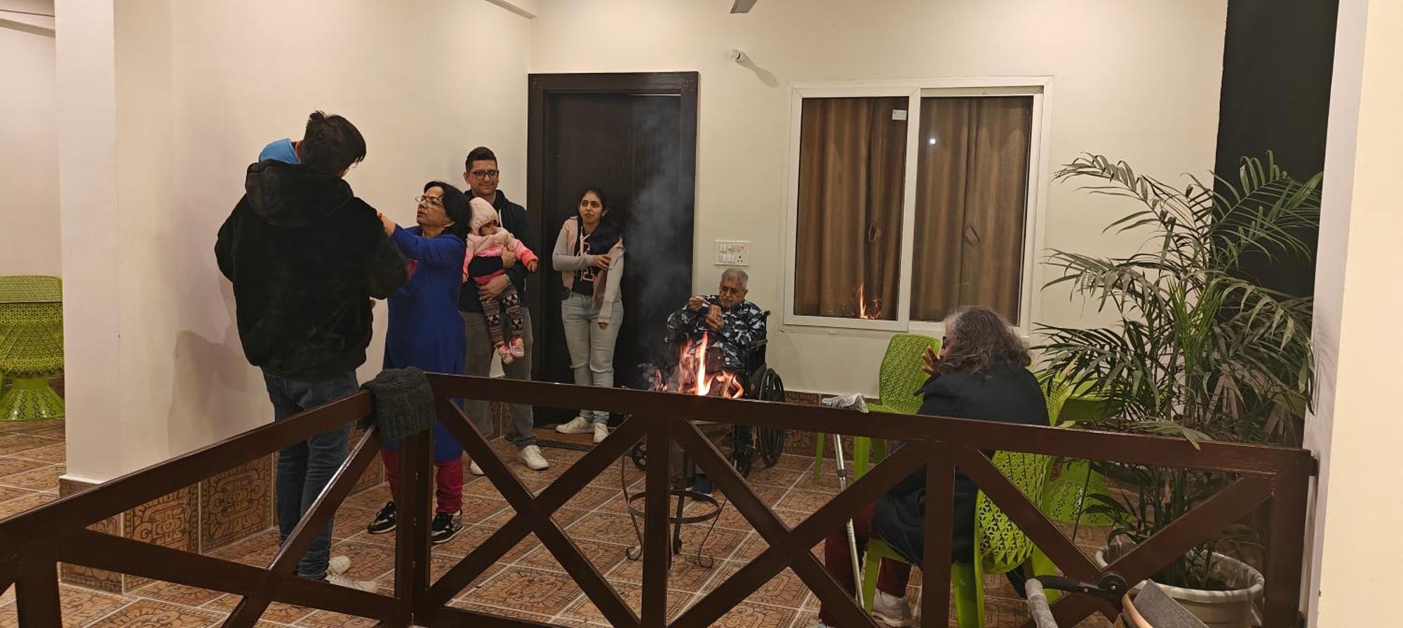 Shobhayan Inn, Airport Railway Station Pickup Free Ayodhya Exterior photo
