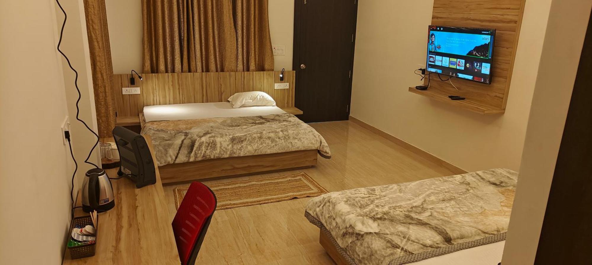 Shobhayan Inn, Airport Railway Station Pickup Free Ayodhya Exterior photo